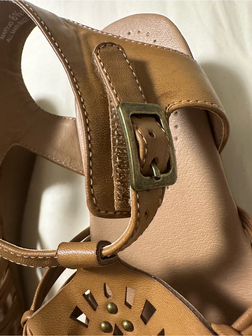 BareTraps Women's Cognac Braided Laser-Cut Ankle Strap Sandals Size 8.5M - Picture 5 of 6